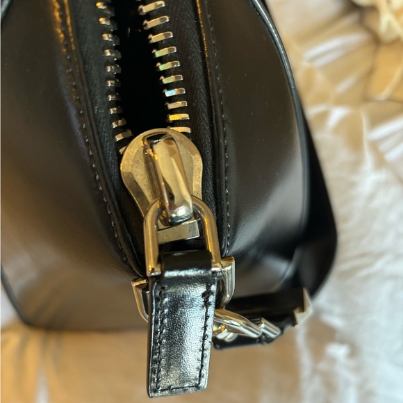 Authentic Black Givenchy Antigona Medium Bag - Picture 4 of 9